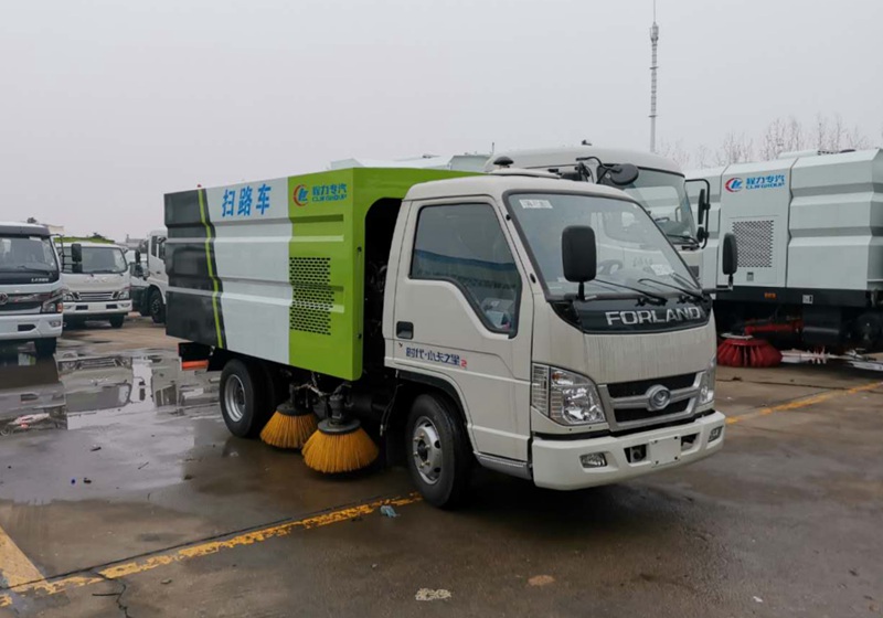 福田小卡藍(lán)牌掃路車